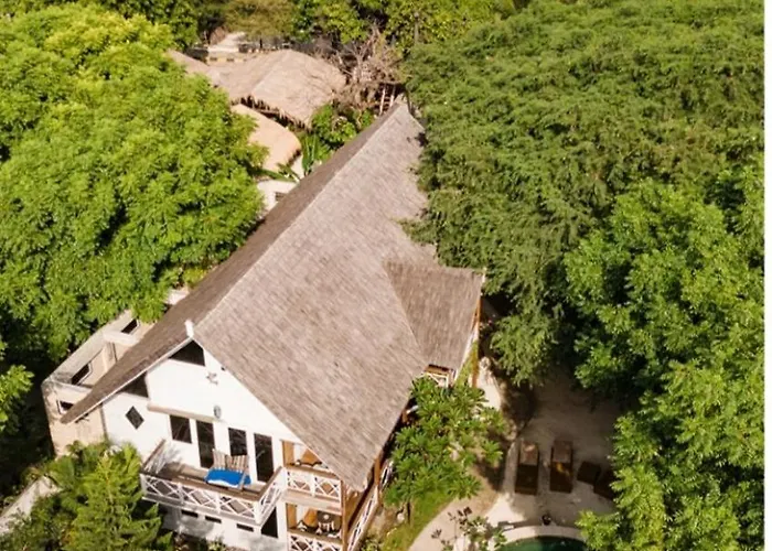 Serene Beach VillaVilla